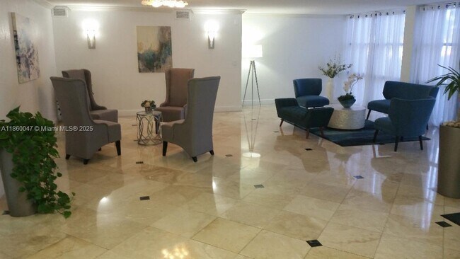 Photo - 800 Parkview Dr Unit 416
