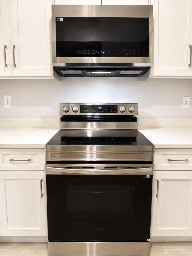 Photo - 1560 SE Royal Green Cir Unit 201
