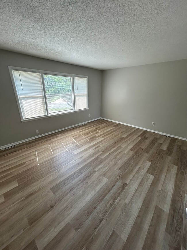 Photo - COMING SOON! Charming 3 Bed 1 Bath Home! $1295.00