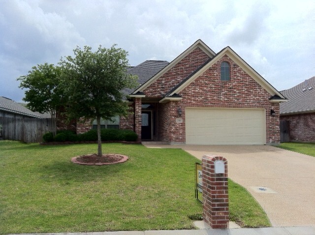 Beautiful 3/2 House in Edelweiss Subdivision! - Beautiful 3/2 House in Edelweiss Subdivision!