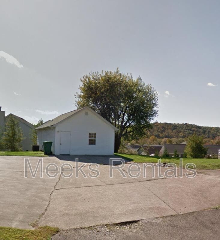 Photo - 1501 Thistlewood Cir