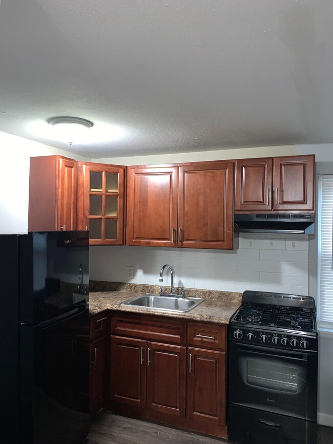 Photo - Elam Court Apartments