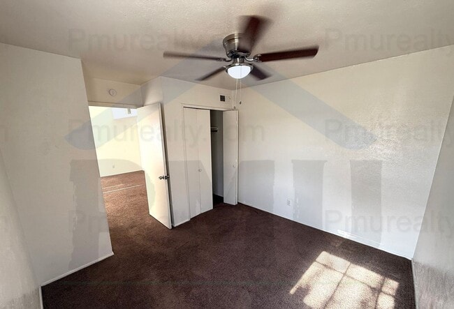 Photo - AVAILABLE NOW!!! Half Duplex 2 bed 1 bath ...