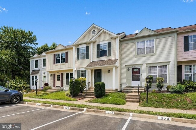 Building Photo - 14711 Green Park Way