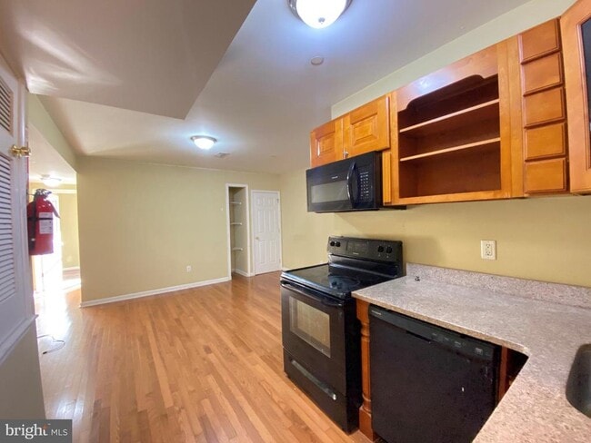 Photo - 1811 Cecil B. Moore Ave Apartamento Unidad C