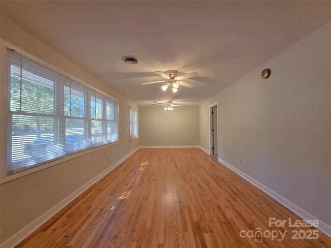 Photo - 9301 Gold Hill Rd