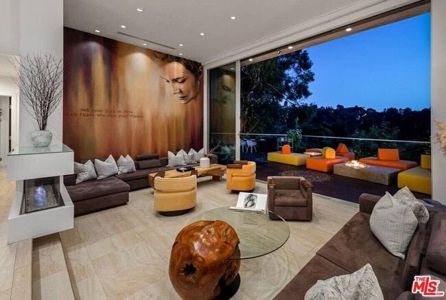 Building Photo - 2766 Ellison Dr