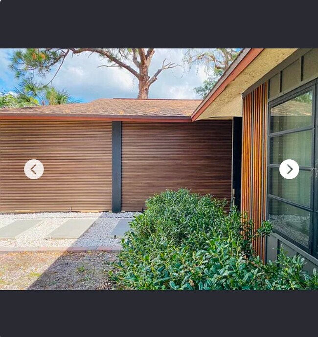 Photo - 2156 Wisteria St