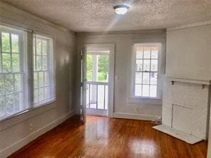 Photo - 131 N Carlen St