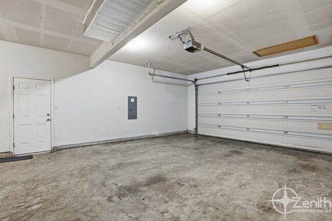 Photo - 17705 NE 25th St