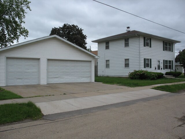 Photo - 523 Hobbs Ave Unit 523 (lower apt)