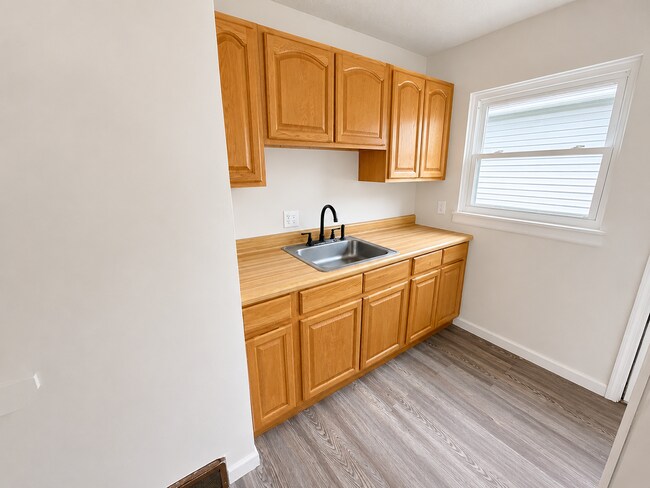 Photo - Charming & Affordable 2-Bedroom Home Near Linden – Move-In Ready!