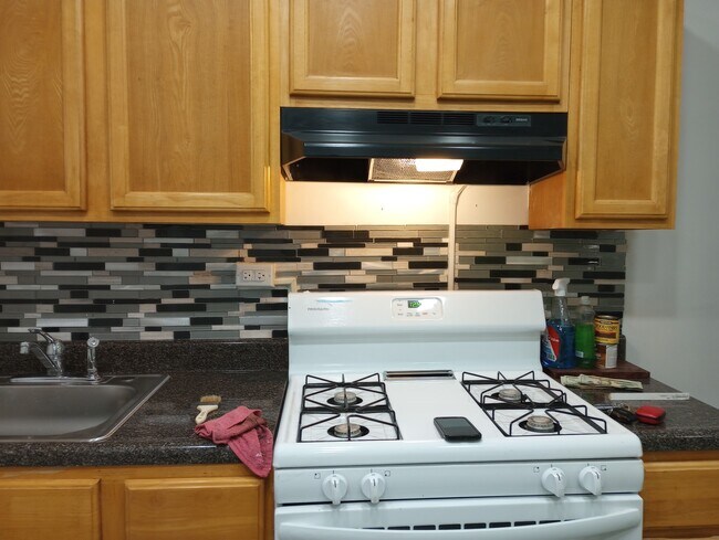 Photo - 132 N Farson St