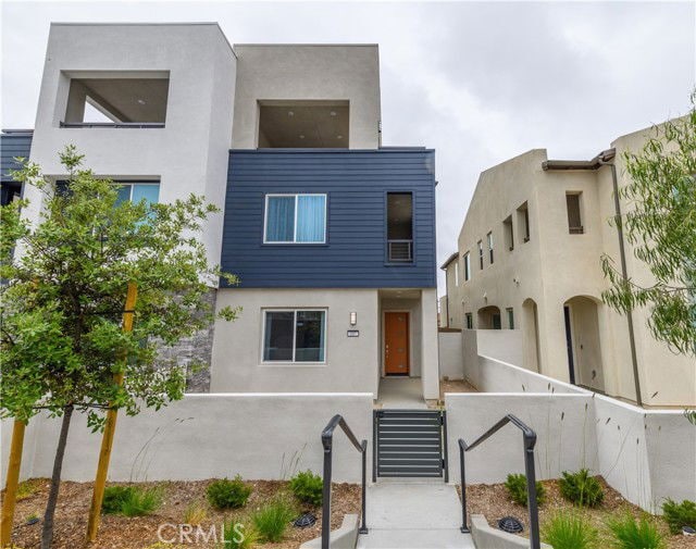 Building Photo - 107 Zawn