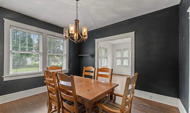 Photo - 401 S Franklin Dr