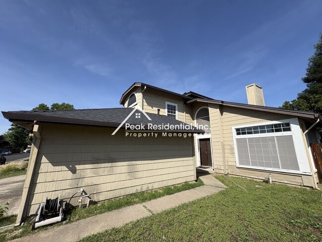Photo - Spacious 4bd/3ba Rocklin Home with 3 Car Garage!