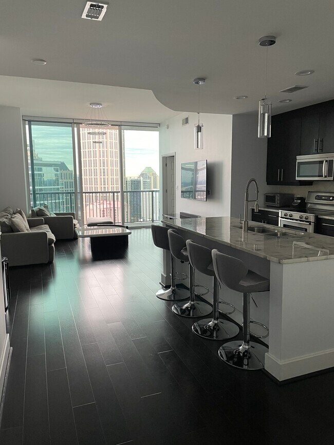 Photo - 1080 Peachtree St NE Condo Unit 2215