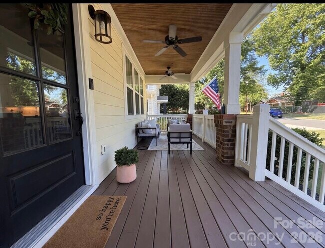Photo - 2120 Highland St