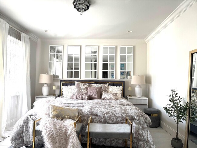 Photo - 1010 NE 8th Ave