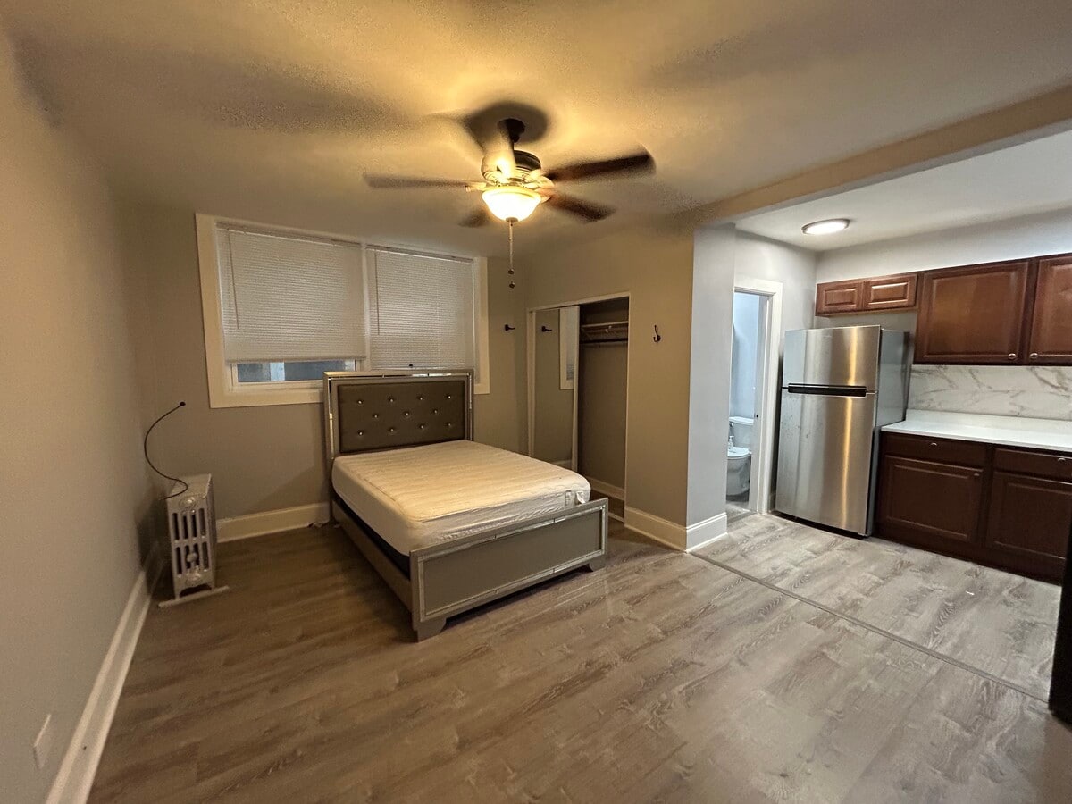 Photo - 6956 N Ashland Ave Unidad 105