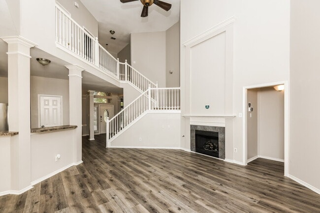 Photo - 1607 Spring Creek Ct