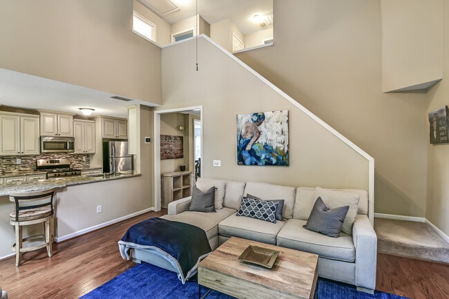 Photo - 6165 Pattingham Dr