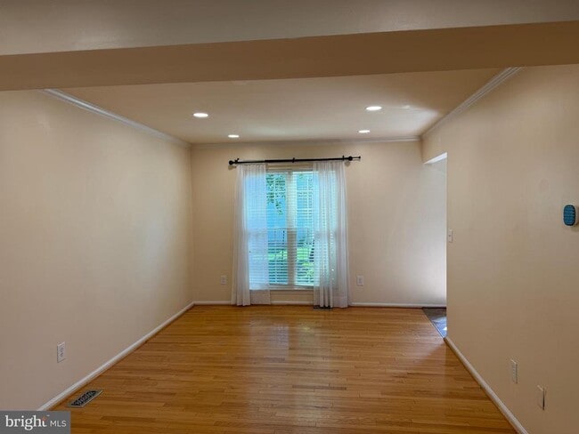 Building Photo - 13480 Foxlease Ct