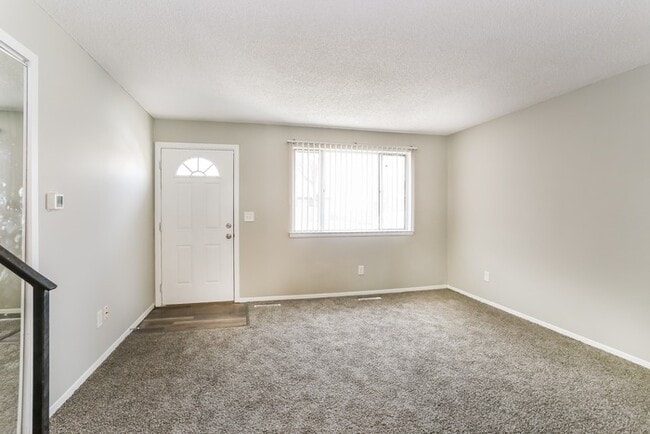 Photo - 2710 Moundcrest St