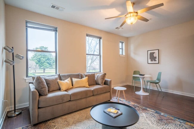 Photo - 1016 18th Ave S Unit ID1014378P