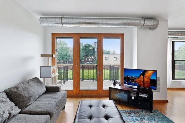 Photo - 15 E Franklin Ave