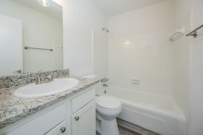 Photo - Cliff Terrace