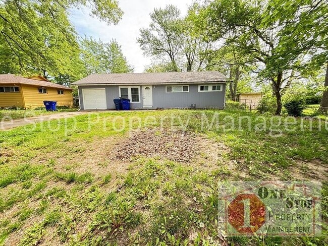 4-bedroom, 2.5-bathroom in Raytown - 4-bedroom, 2.5-bathroom in Raytown House