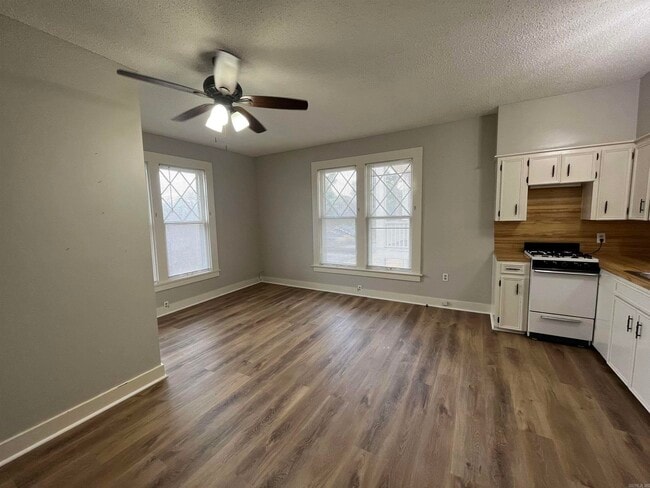 Photo - 1020 Kavanaugh Blvd