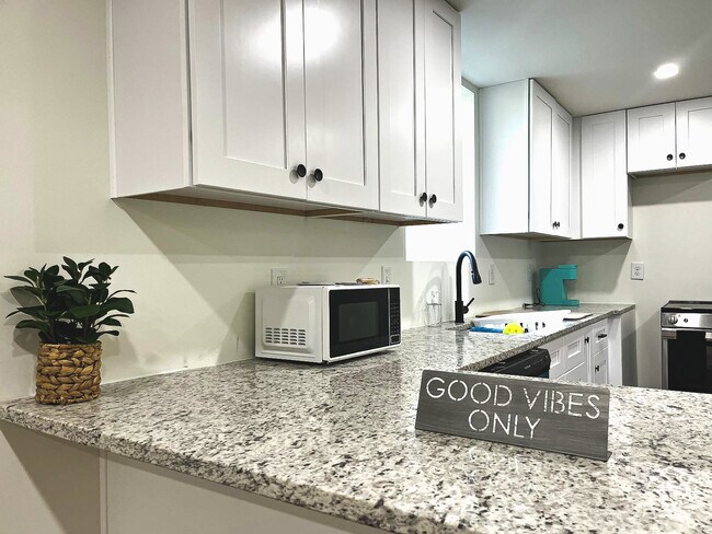 Photo - 1725 Mary Lou Ln SE Unit 1