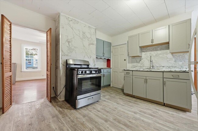 Photo - 132 Thorne St Unidad 2