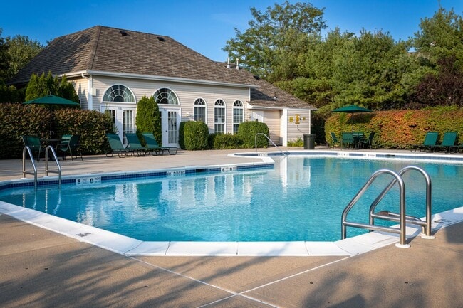 Photo - 100 Saddle Cove Rd Townhome