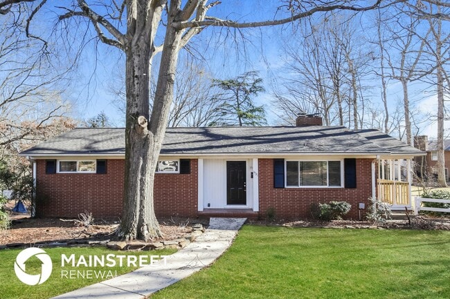 Photo - 1521 Drumcliffe Rd SW House