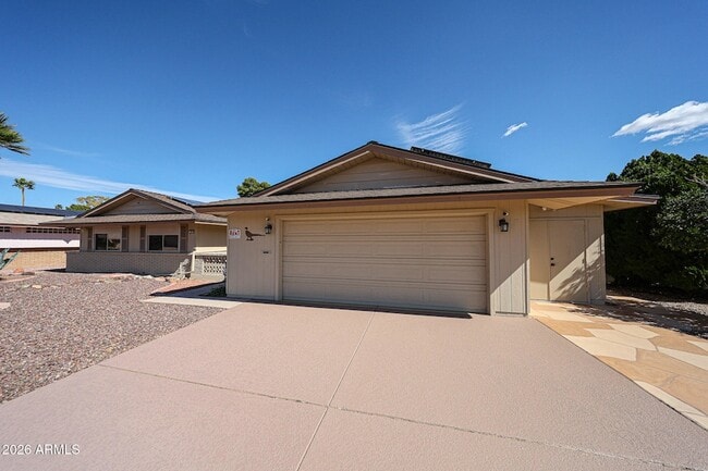 Photo - 9821 N 110th Ave