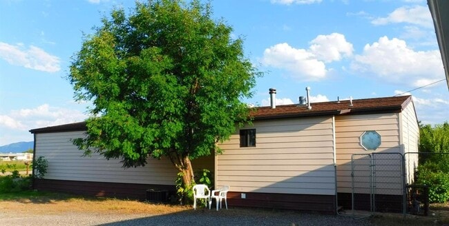 Photo - 1219 Thomas Drive
