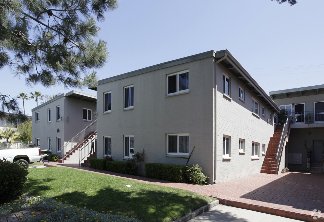 Photo - 1425 Ocean Ave