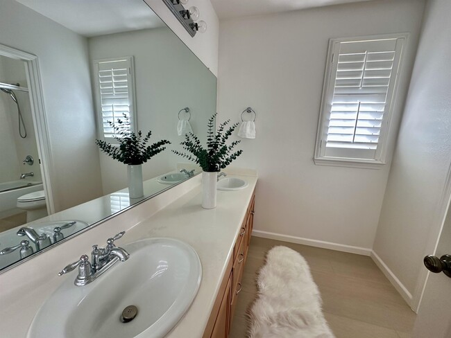 Photo - 372 S Caballo St