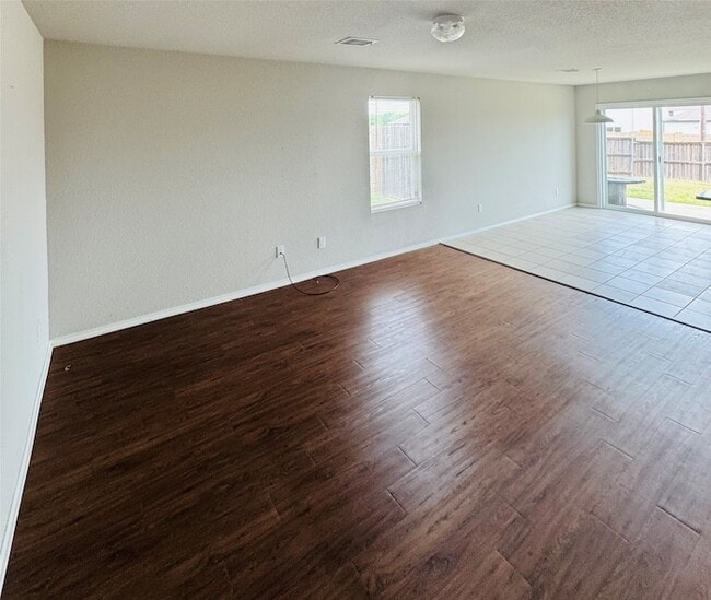 Photo - 114 Brushy Creek Ln