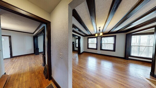 Photo - 3924 Warwick