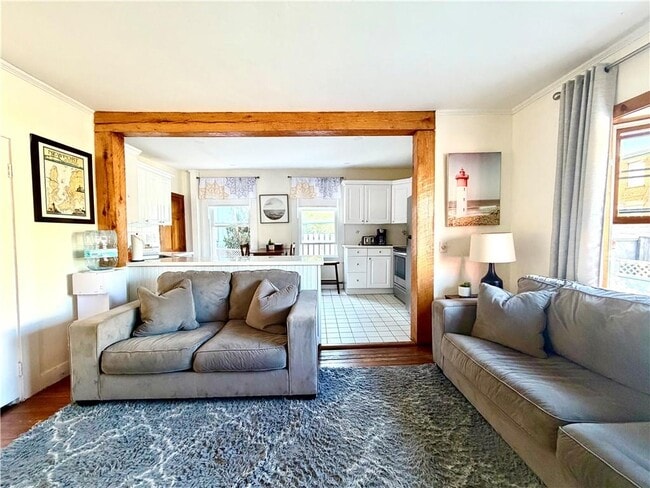 13 Holland St Unit 1