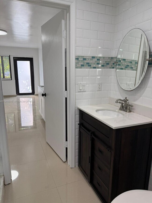 Photo - 4700 SW 2nd Terrace Unit 1