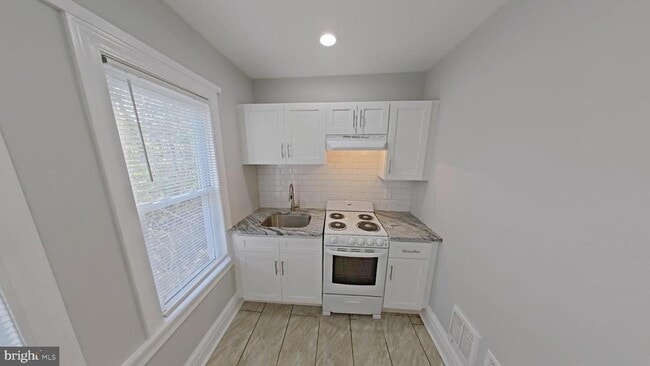 Photo - 3114 W Gordon St