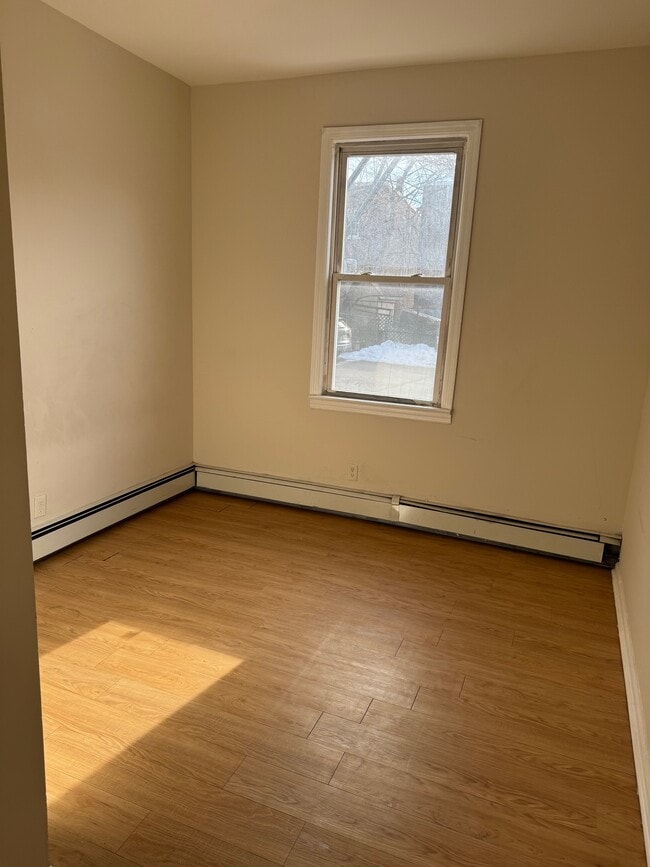 Photo - 92 Maple St Unit 2