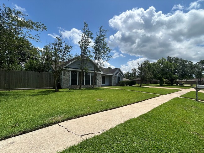 Photo - 2711 Laurel Creek Way