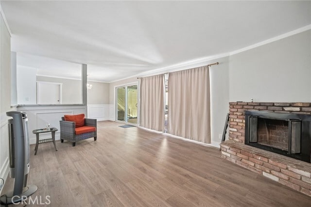 1112 E Ave J 4