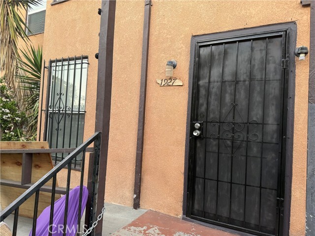 Photo - 1925 W 35th St